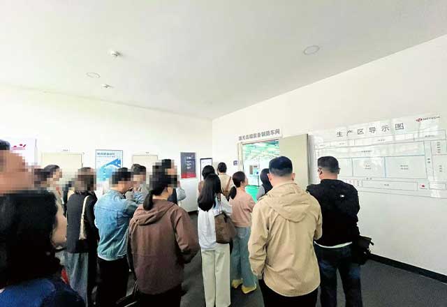 标杆企业参访活动 | 走进武汉华工激光参观学习 标杆企业参访活动 | 走进武汉华工激光参观学习
